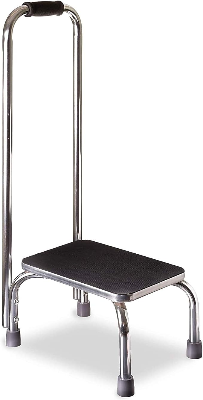 Lightweight And Sturdy Step Stool With Handle